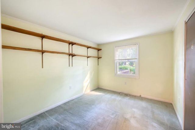 468 FAIRVIEW DR, Hanover, PA 17331