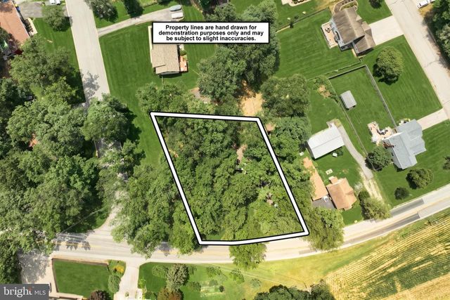468 FAIRVIEW DR, Hanover, PA 17331