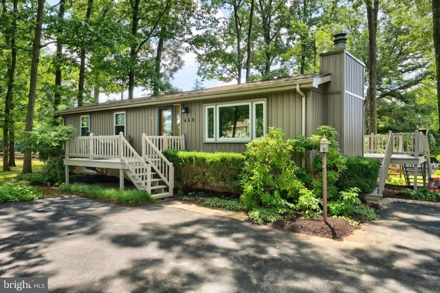 468 FAIRVIEW DR, Hanover, PA 17331