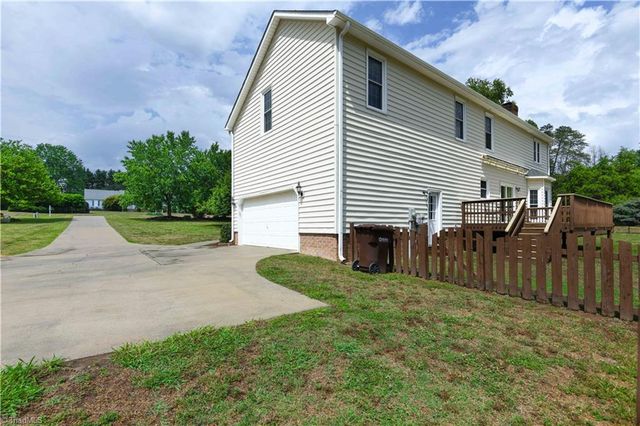2903 Latta Drive, Summerfield, NC 27358