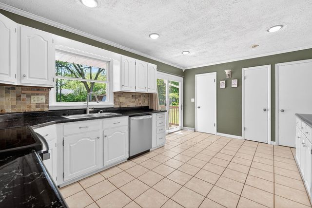 366 Hickory Drive, Marysville, OH 43040