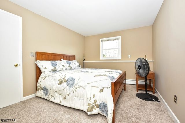 49 Broadway, West Milford Twp., NJ 07480