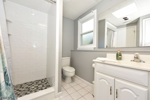 49 Broadway, West Milford Twp., NJ 07480