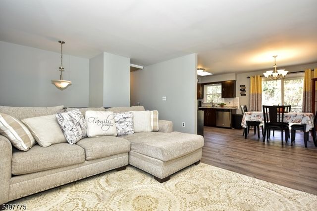 49 Broadway, West Milford Twp., NJ 07480