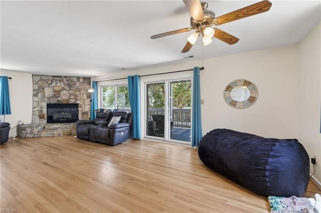 628 Surfside Ave, Virginia Beach, VA 23451