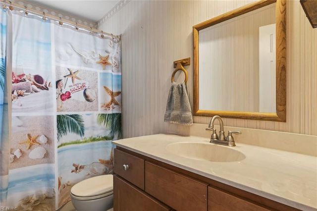 628 Surfside Ave, Virginia Beach, VA 23451