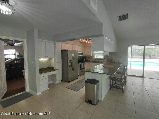 11238 Kodiak Wren Road, Weeki Wachee, FL 34614