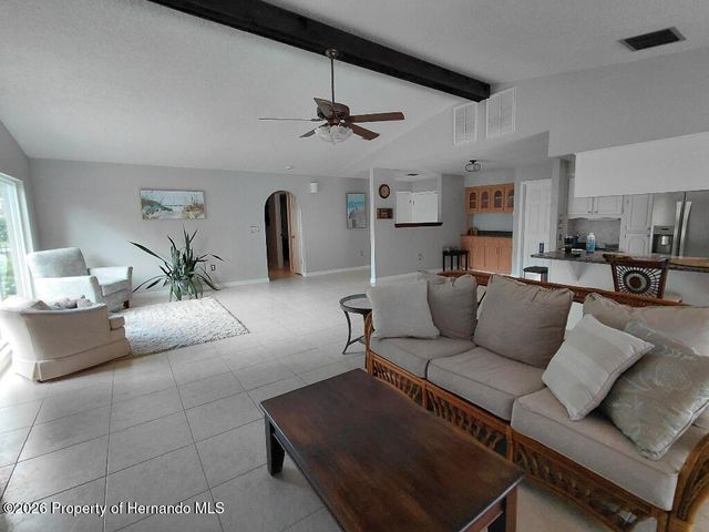 11238 Kodiak Wren Road, Weeki Wachee, FL 34614