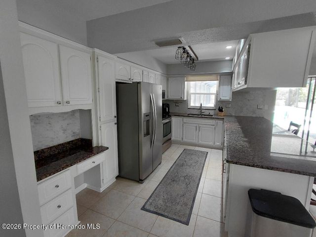 11238 Kodiak Wren Road, Weeki Wachee, FL 34614