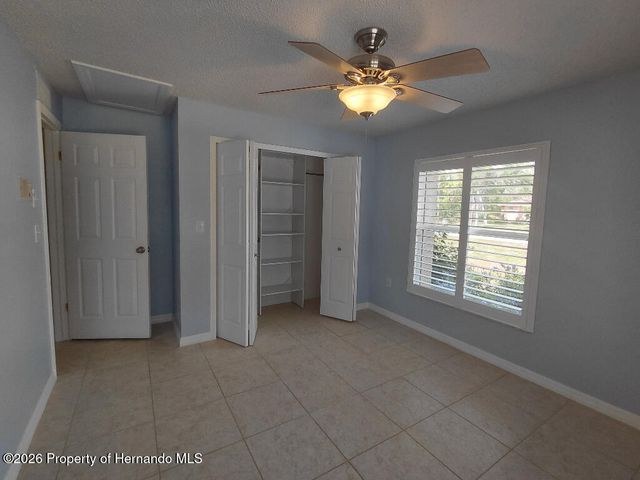 11238 Kodiak Wren Road, Weeki Wachee, FL 34614
