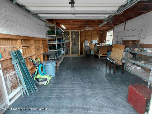 11238 Kodiak Wren Road, Weeki Wachee, FL 34614