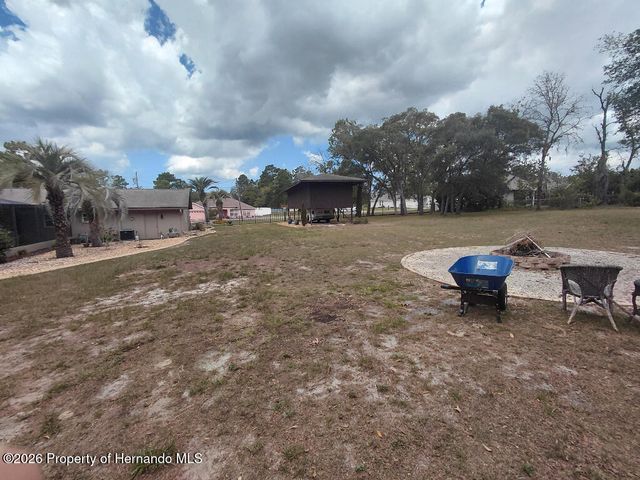 11238 Kodiak Wren Road, Weeki Wachee, FL 34614