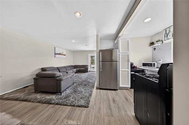 7959 Bothwell Road, Reseda, CA 91335