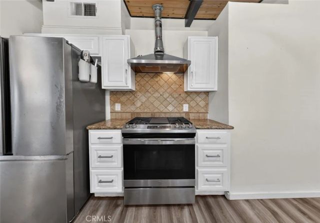 7959 Bothwell Road, Reseda, CA 91335