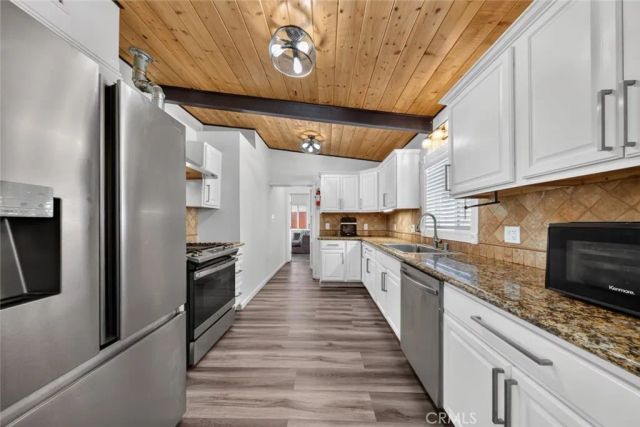 7959 Bothwell Road, Reseda, CA 91335
