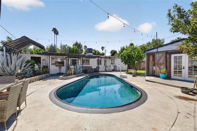 7959 Bothwell Road, Reseda, CA 91335