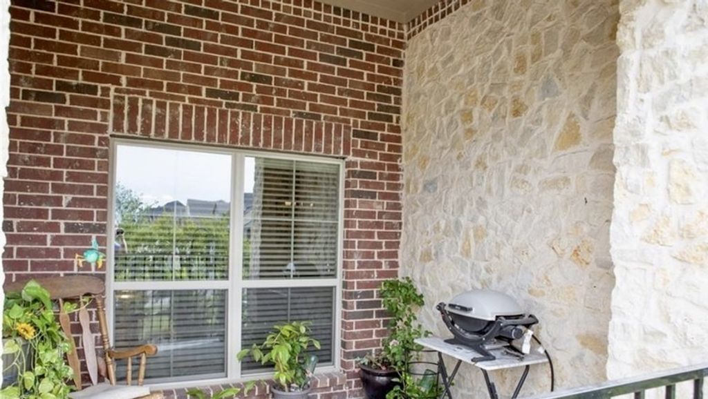 883 Birds Fort Trail, Arlington, TX 76005 — photo 3