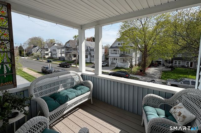 76 Harborview Avenue, Bridgeport, CT 06605