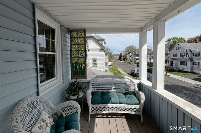 76 Harborview Avenue, Bridgeport, CT 06605