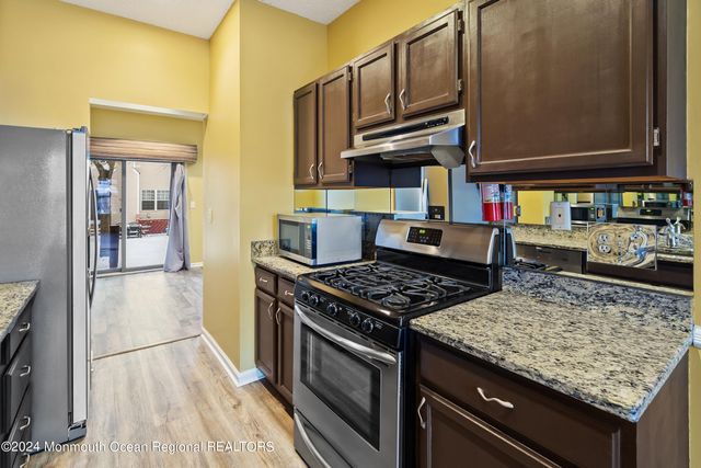 707 Hatchery Court, Freehold, NJ 07728