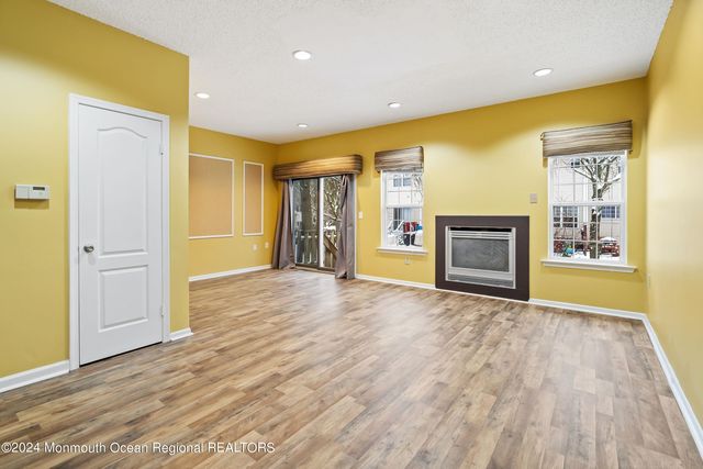 707 Hatchery Court, Freehold, NJ 07728