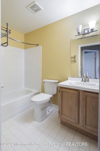 707 Hatchery Court, Freehold, NJ 07728