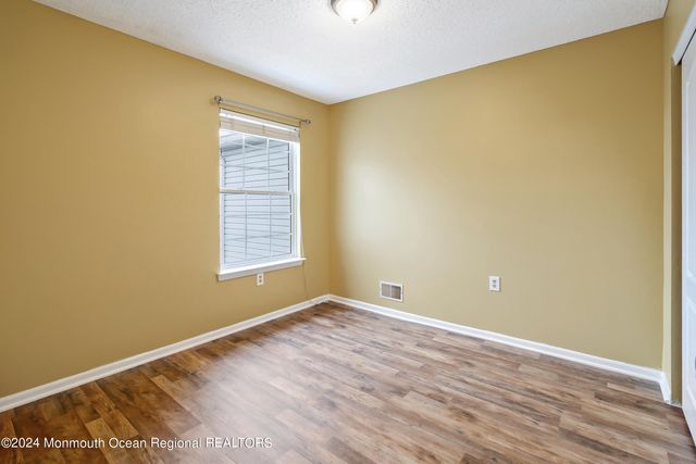 707 Hatchery Court, Freehold, NJ 07728