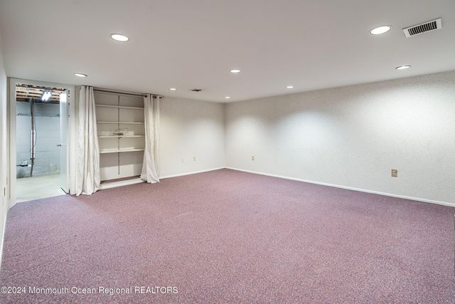707 Hatchery Court, Freehold, NJ 07728