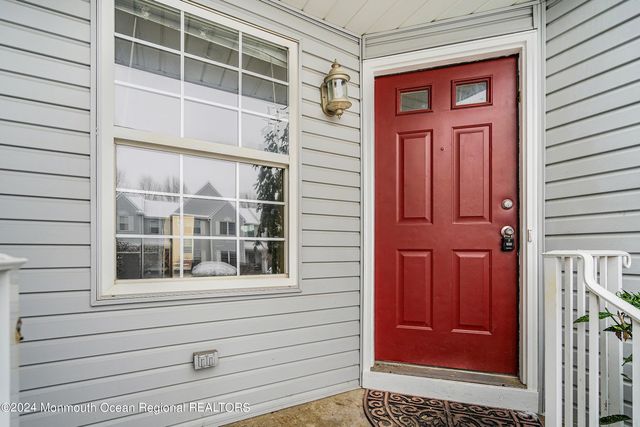 707 Hatchery Court, Freehold, NJ 07728