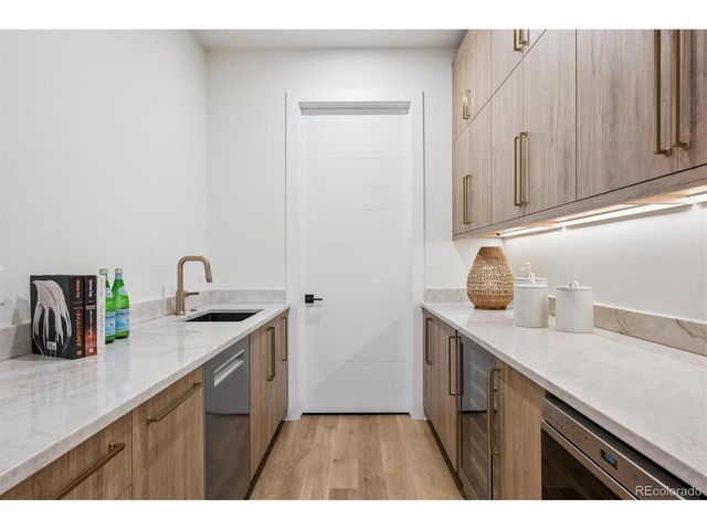2821 E Cedar Ave 12, Denver, CO 80209