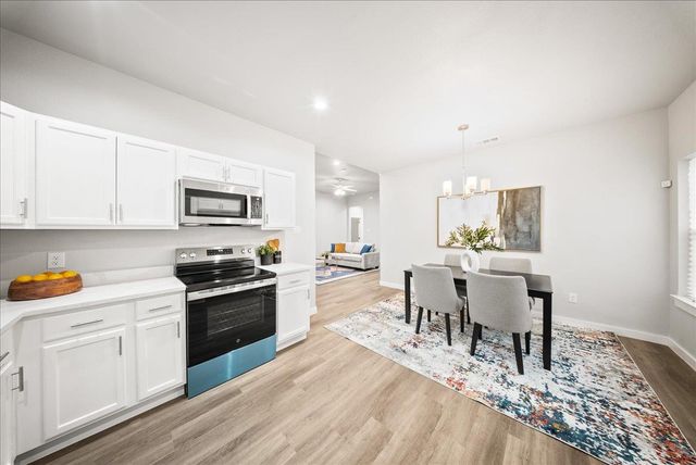 1624 E Collin ST, Corsicana, TX 75110