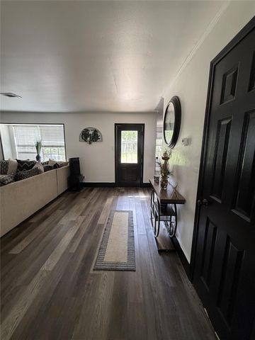 18510 Point Lookout Drive, Houston, TX 77058