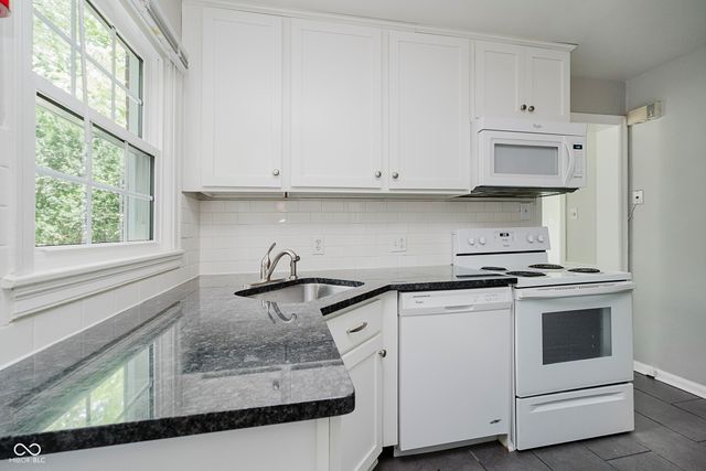 4702 Rookwood Avenue, Indianapolis, IN 46208