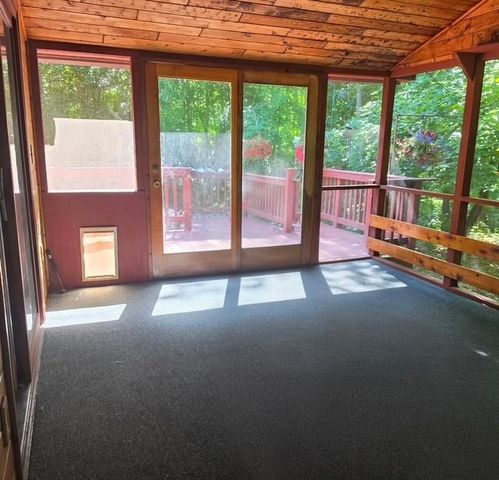 28957 Linden Avenue, Lindstrom, MN 55045