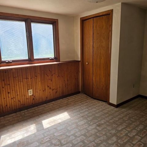 28957 Linden Avenue, Lindstrom, MN 55045