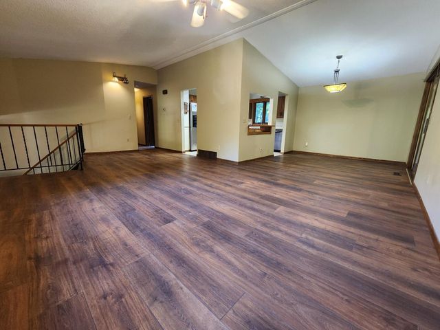28957 Linden Avenue, Lindstrom, MN 55045