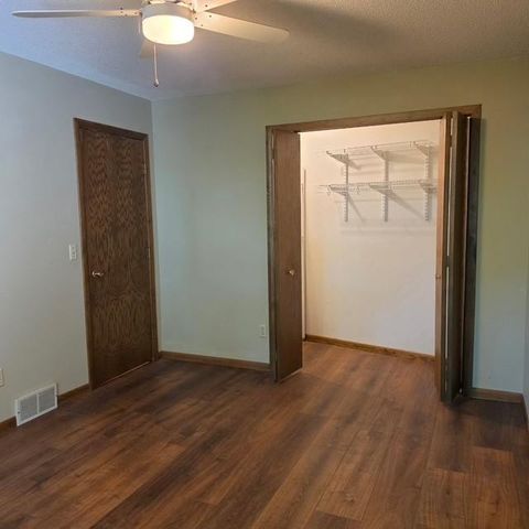 28957 Linden Avenue, Lindstrom, MN 55045