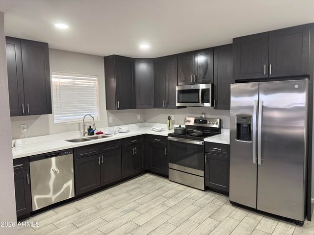 1732 E WOOD Street, Phoenix, AZ 85040