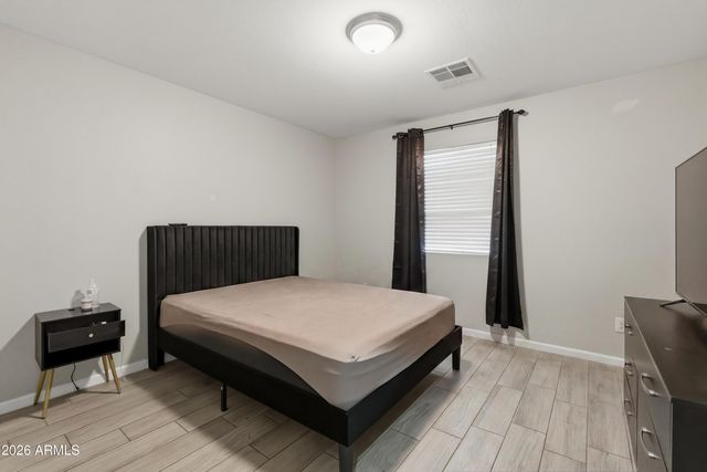 1732 E WOOD Street, Phoenix, AZ 85040