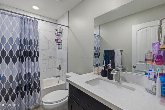 1732 E WOOD Street, Phoenix, AZ 85040
