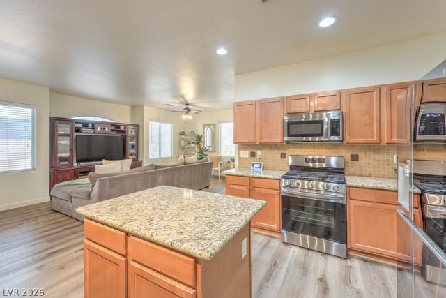 731 EASTER LILY Place, Henderson, NV 89011