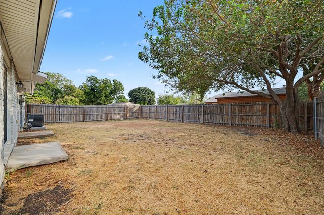 5312 Slay Drive, The Colony, TX 75056
