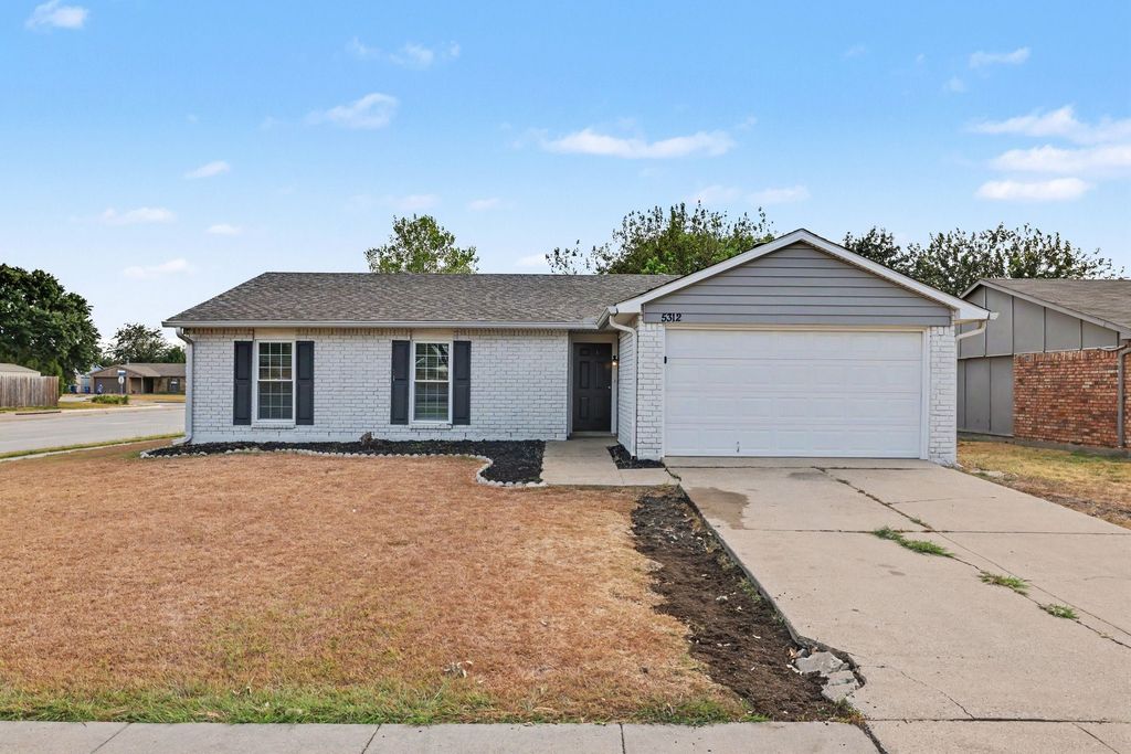 5312 Slay Drive, The Colony, TX 75056