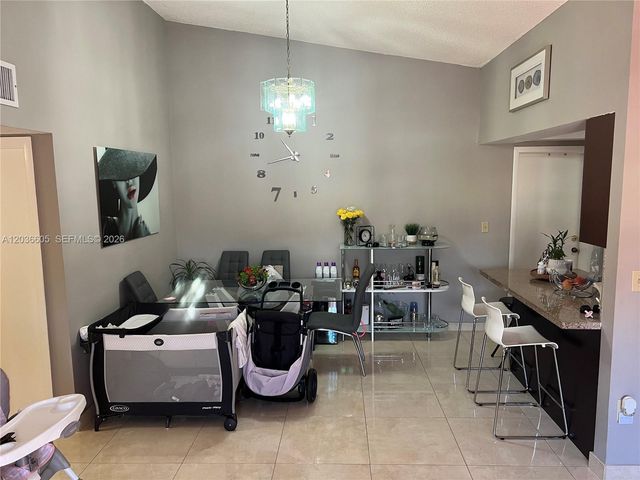 6631 SW 137th Ct 5C, Miami, FL 33183