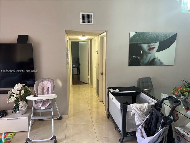 6631 SW 137th Ct 5C, Miami, FL 33183