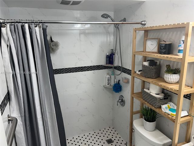 6631 SW 137th Ct 5C, Miami, FL 33183