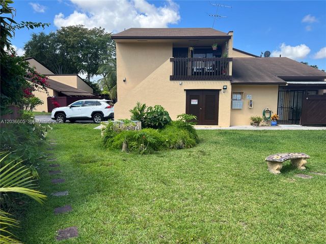 6631 SW 137th Ct 5C, Miami, FL 33183