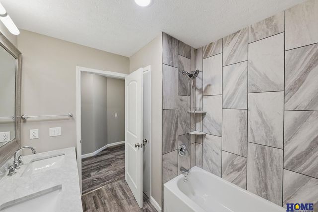 6701 Adams Street, Lincoln, NE 68507
