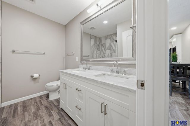6701 Adams Street, Lincoln, NE 68507