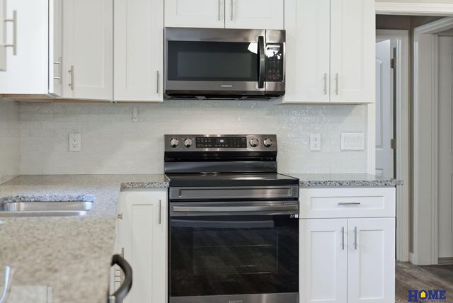 6701 Adams Street, Lincoln, NE 68507